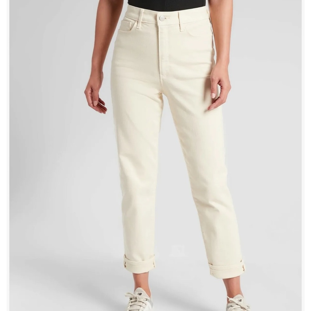 Athlete Flex Straight Leg Ankle Jean in Bone Cream Jeans - Size 6